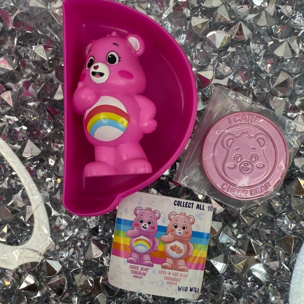Care Bears cheer bear set Pink Mini Bear Playset with Rainbow belly and coin